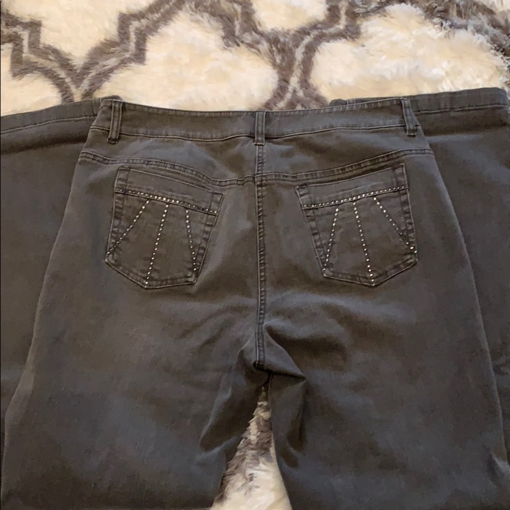Adorable Jones New York grey jeans 👖 bling! - Picture 6 of 6